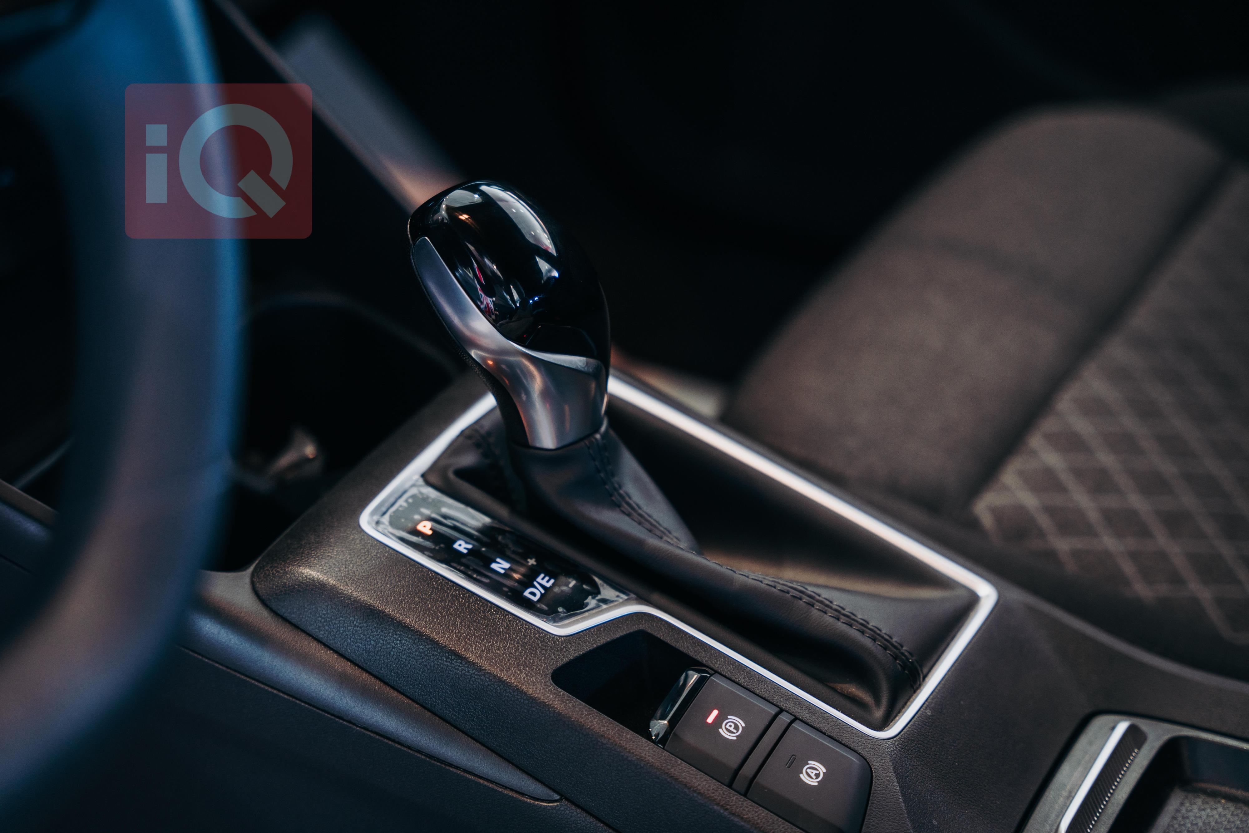 https://cdn.iqcars.io_DSC2713.JPG